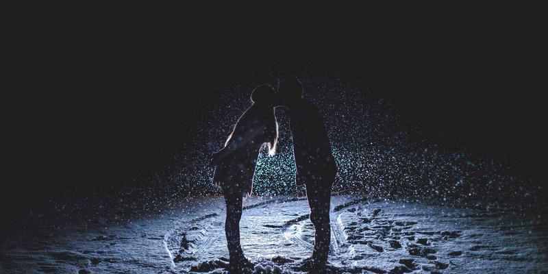 攻克钛合金与高温合金加工难题：新华机械专用刀具与切削参数优化全攻略