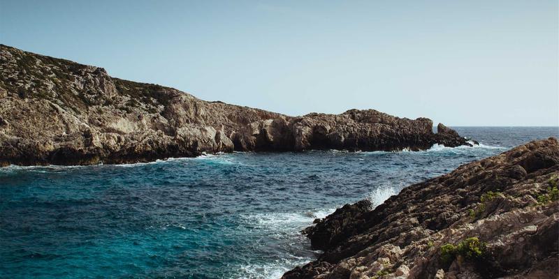 模具在机械加工与工业制造中的核心作用与技术演进